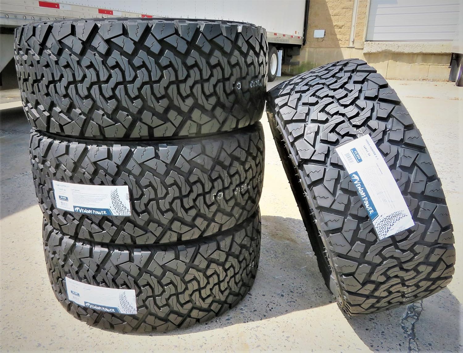 Venom Power Terra Hunter X/T XT All-Terrain Radial Tires 35X12.50R17LT 10-Ply E189