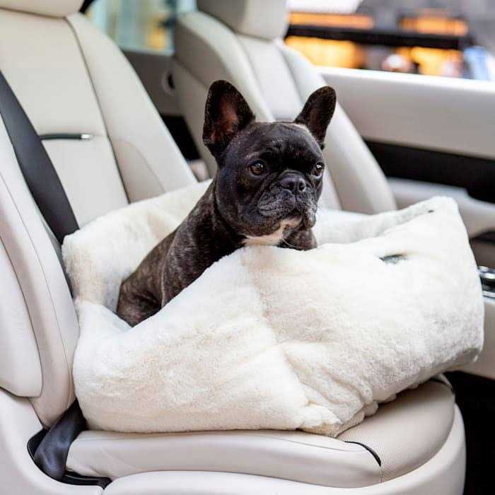 Nandog Pet Gear Ivory Cloud Collection Dog Car Seat Bed Y640876