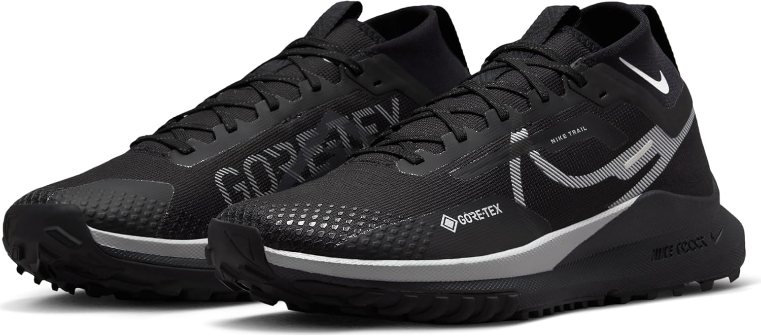 Nike Men's Low-Top Sneakers Black Wolf Grey Reflect Silver G526672