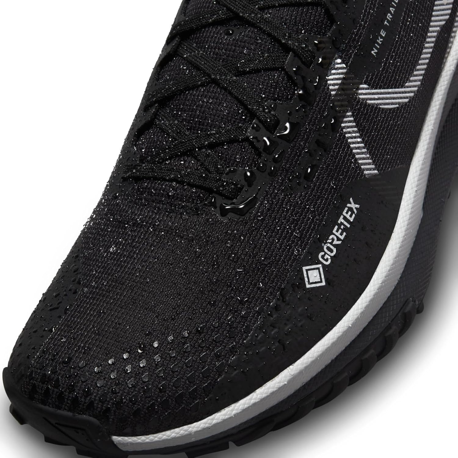 Nike Men's Low-Top Sneakers Black Wolf Grey Reflect Silver G526672