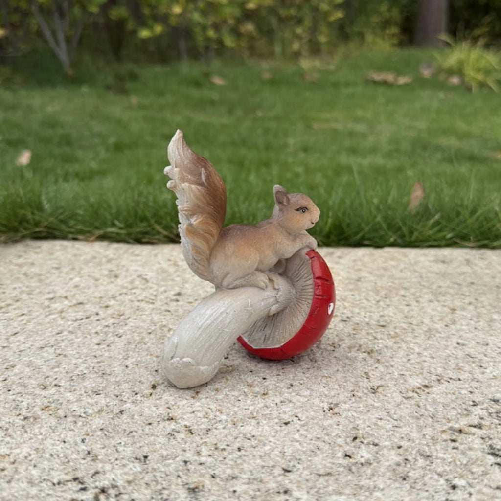 2 Squirrel Ornaments I9969