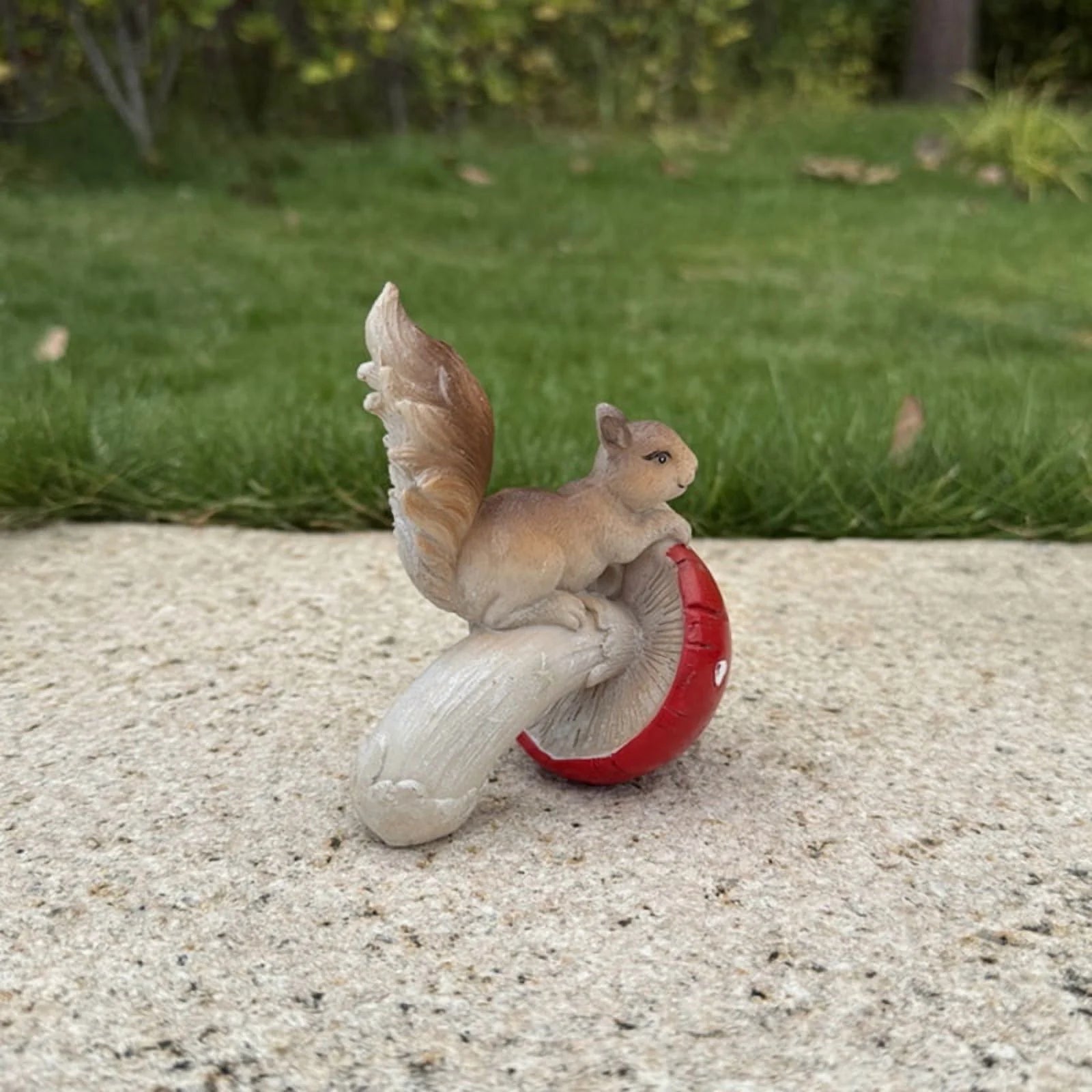 2 Squirrel Ornaments I9969