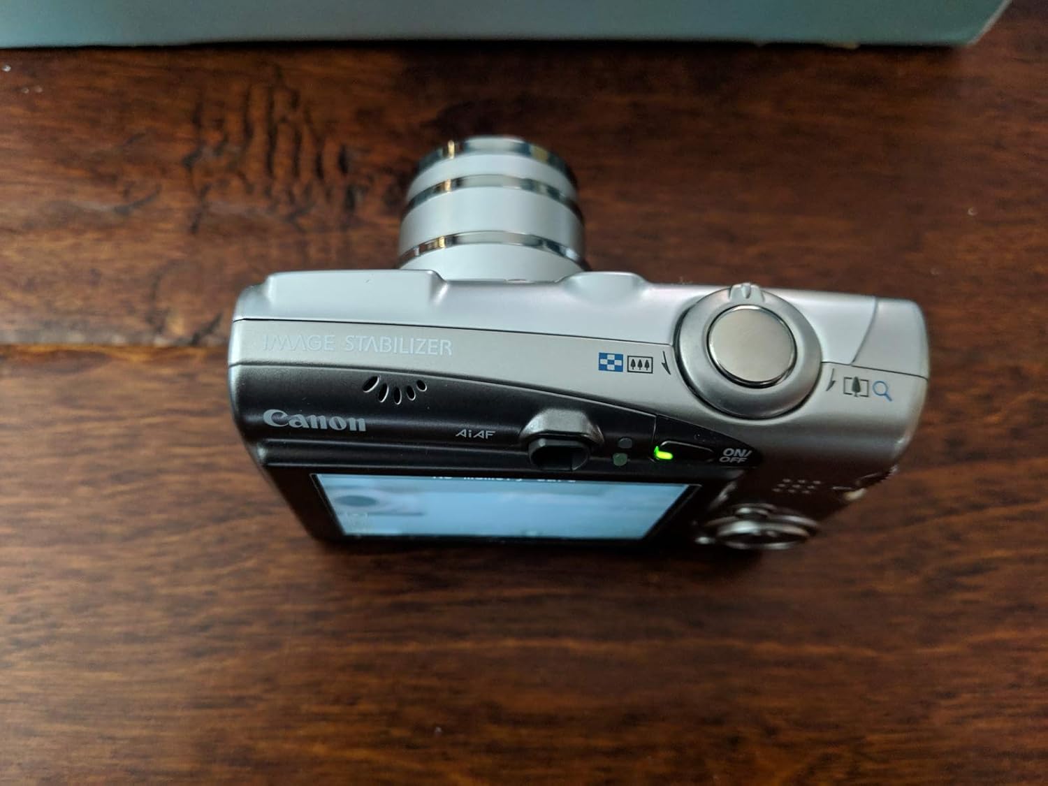 Canon PowerShot SD850 IS 8.0 MP Digital Elph Camera with 4x Optical Zoom E75240