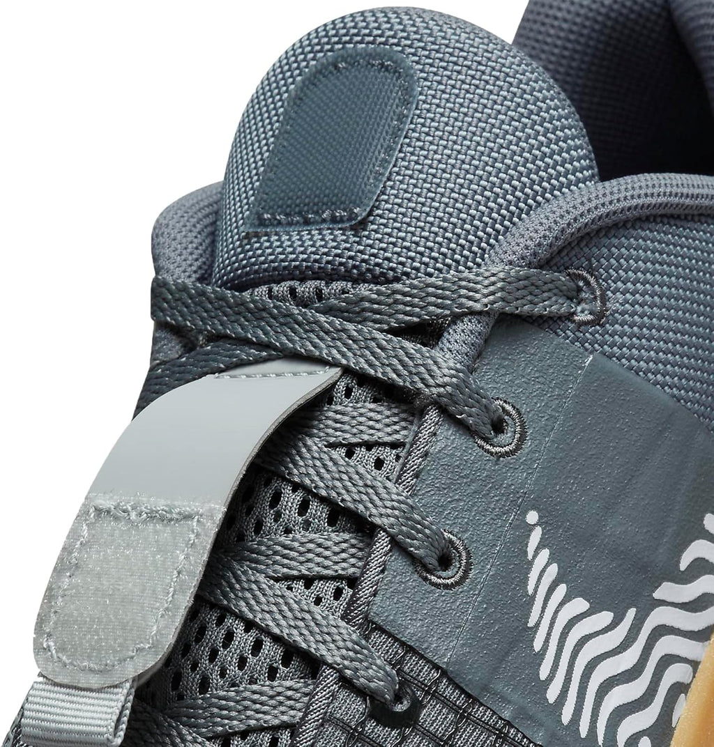 Nike Men's Metcon 8 Training Shoe, Smoke Grey/White, Size 10 A33352