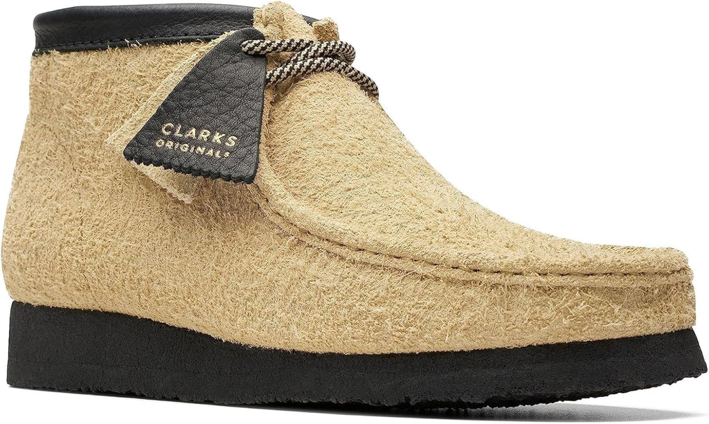 Clarks Men's Wallabee Boot Oxford, Maple/Black Suede, 10.5