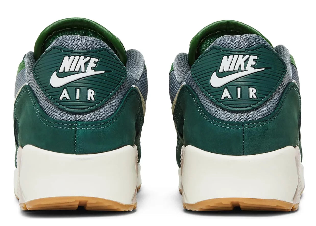 Nike Men's Air Max 90 Premium Running Shoes Y537