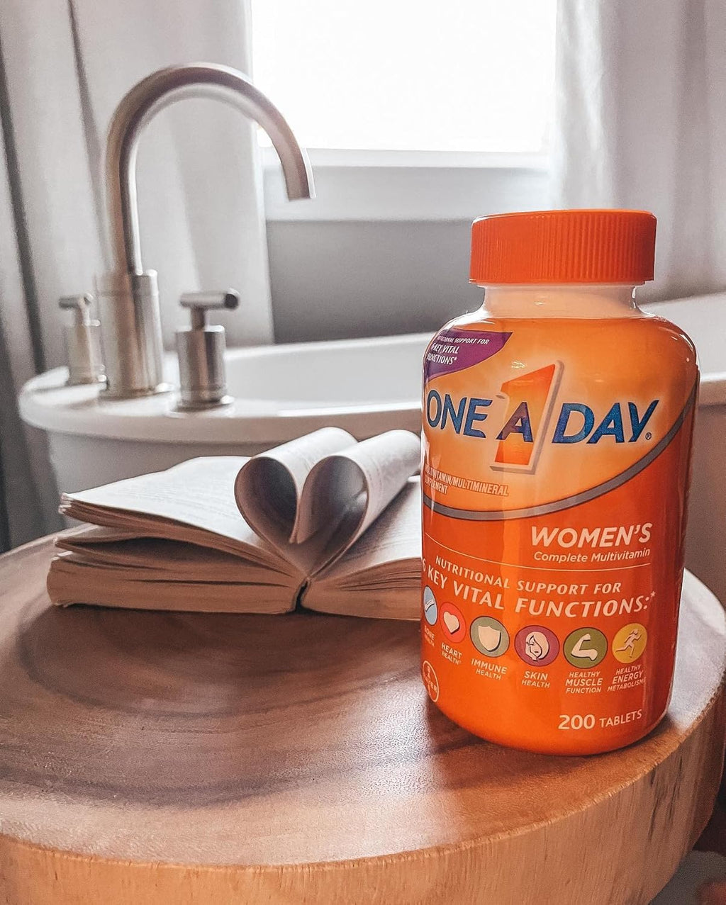 One A Day Women’s Multivitamin, 100 Count A61641